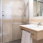 Ξενοδοχείο Regio 3*